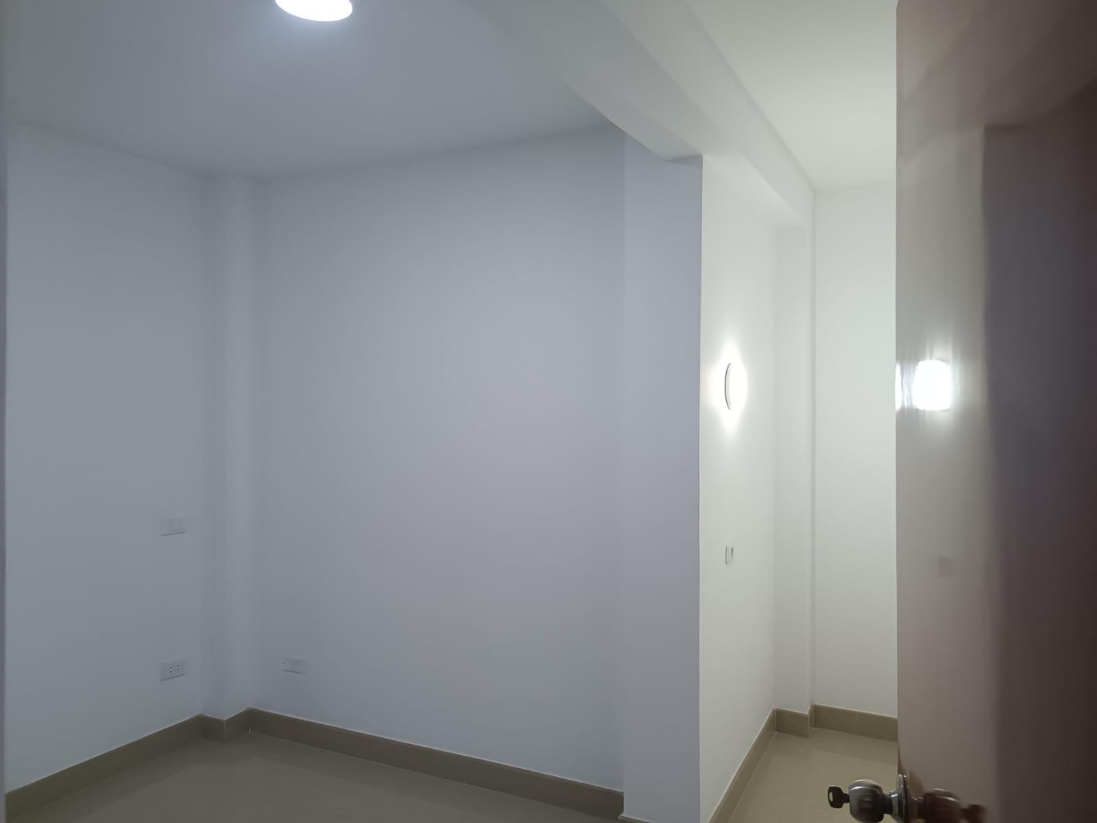8426060_15594768155595531265010873529013985155615747346372093715465150465171926996145.jpg